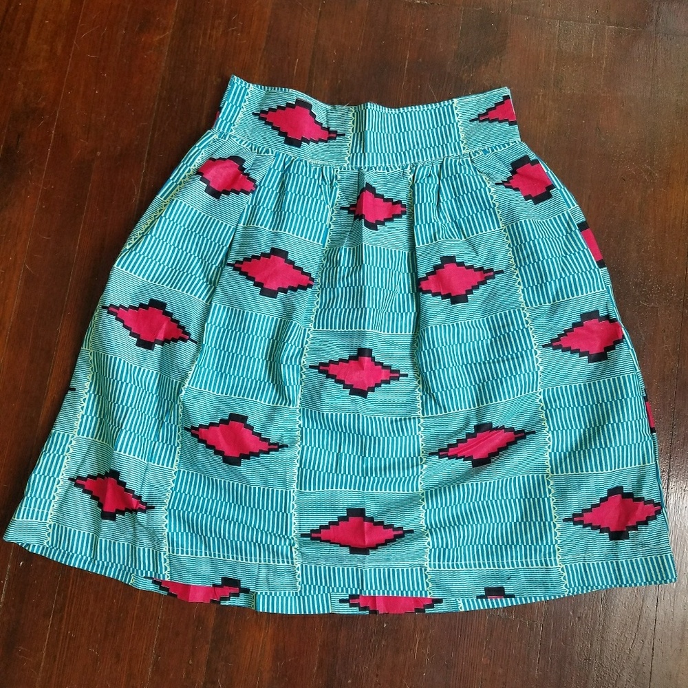 Vintage handmade high waisted patterned skirt